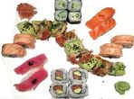 Set Tsikuri 
(dragon roll, nigiri tuna, salmon, california roll, cucumber hosomaki, uramaki salmon and avocado)